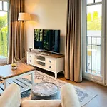 Baltischer Hof 31 *